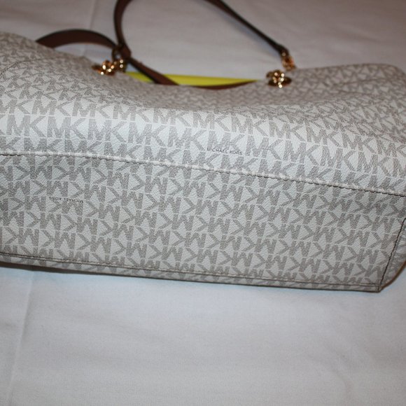 Michael Kors Jet Set Travel Large Chain Shoulder Tote white and Camel MK logo - Picture 8 of 16